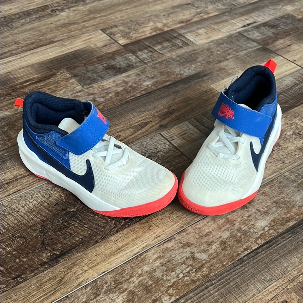 Nike Kids Shoes - White and Blue